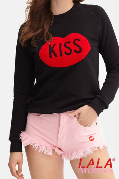[preorder] LALA ARCHIVES KISS Regular Black Sweatshirt