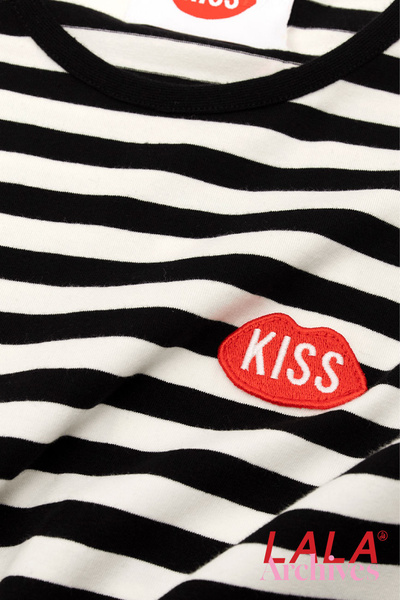 [preorder] LALA ARCHIVES Petit KISS French Fit Black Stripes Longsleeve