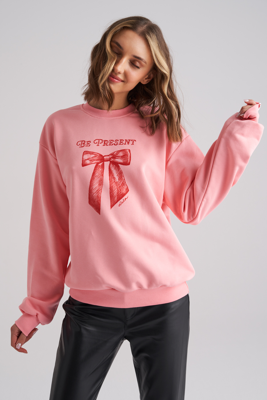 LALA BE PRESENT CREWNECK IN SOFT PINK